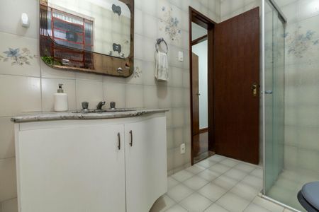 Casa à venda com 647m², 7 quartos e 4 vagasBanheiro