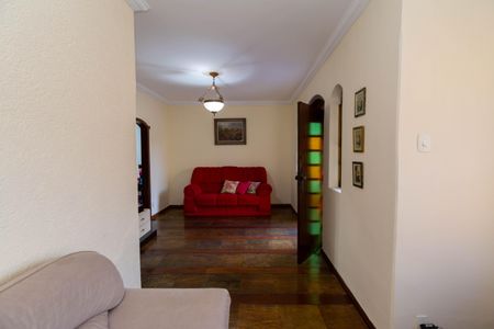 Casa à venda com 647m², 7 quartos e 4 vagasSala