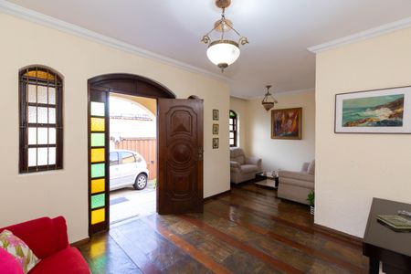 Sala de casa à venda com 7 quartos, 647m² em Padre Eustáquio, Belo Horizonte