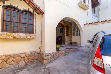 Casa à venda com 647m², 7 quartos e 4 vagasÁrea Externa