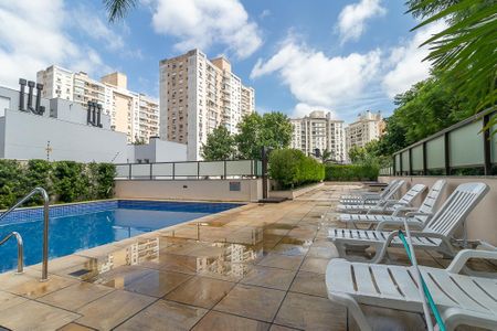 Apartamento à venda com 120m², 2 quartos e 2 vagasÁrea comum - Piscina