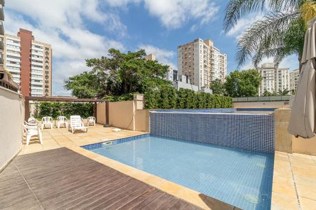 Apartamento à venda com 120m², 2 quartos e 2 vagasÁrea comum - Piscina