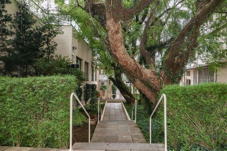 Apartamento à venda com 120m², 2 quartos e 2 vagascomum