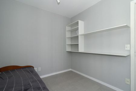 Apartamento à venda com 120m², 2 quartos e 2 vagasQuarto 