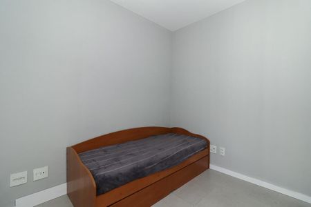 Apartamento à venda com 120m², 2 quartos e 2 vagasQuarto 