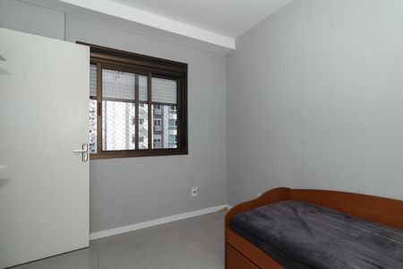 Apartamento à venda com 120m², 2 quartos e 2 vagasQuarto 