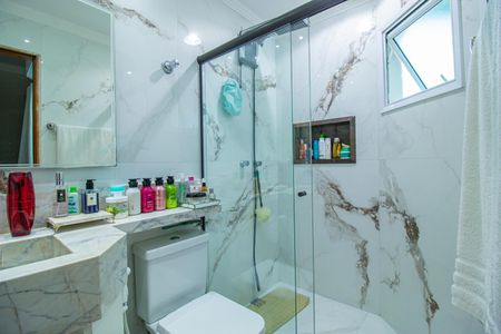 Casa à venda com 198m², 4 quartos e 2 vagas