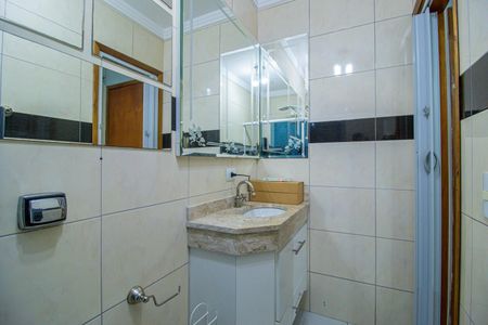 Casa à venda com 198m², 4 quartos e 2 vagas