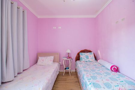 Casa à venda com 198m², 4 quartos e 2 vagas