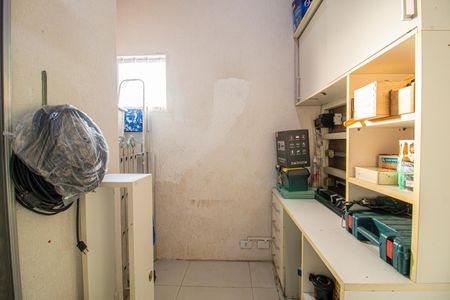 Casa à venda com 198m², 4 quartos e 2 vagas