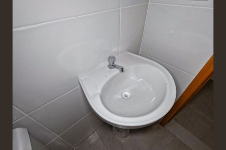 Banheiro de kitnet/studio à venda com 1 quarto, 29m² em Jardim Maristela, São Paulo