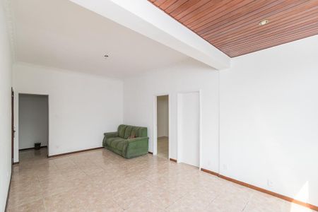 Apartamento à venda com 68m², 2 quartos e sem vaga Apartamento à venda com 68m², 2 quartos e sem vagaSala