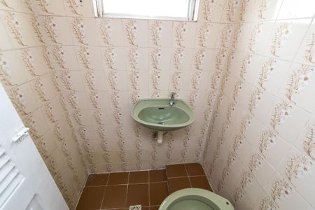 Apartamento à venda com 68m², 2 quartos e sem vaga Apartamento à venda com 68m², 2 quartos e sem vagaBanheiro de serviço