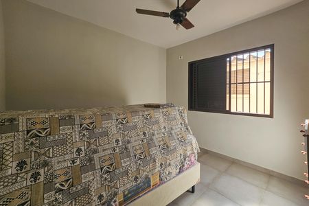 Casa para alugar com 180m², 3 quartos e 2 vagas Casa para alugar com 180m², 3 quartos e 2 vagasQuarto 2