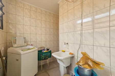 Casa para alugar com 180m², 3 quartos e 2 vagas Casa para alugar com 180m², 3 quartos e 2 vagasÁrea de serviço