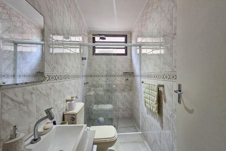 Casa para alugar com 180m², 3 quartos e 2 vagas Casa para alugar com 180m², 3 quartos e 2 vagasbanheiro