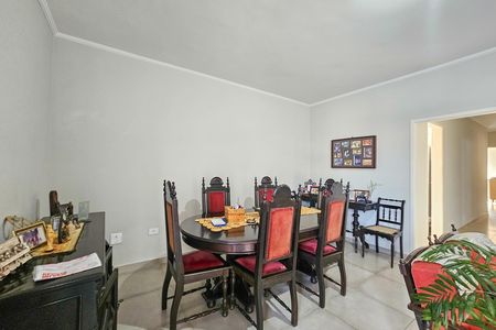 Casa para alugar com 180m², 3 quartos e 2 vagas Casa para alugar com 180m², 3 quartos e 2 vagasSala