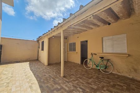 Casa para alugar com 180m², 3 quartos e 2 vagas Casa para alugar com 180m², 3 quartos e 2 vagasQuintal