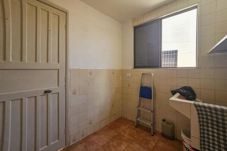 Casa para alugar com 180m², 3 quartos e 2 vagas Casa para alugar com 180m², 3 quartos e 2 vagasEdícula - Área de serviço