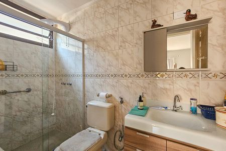Casa para alugar com 180m², 3 quartos e 2 vagas Casa para alugar com 180m², 3 quartos e 2 vagasbanheiro da suíte