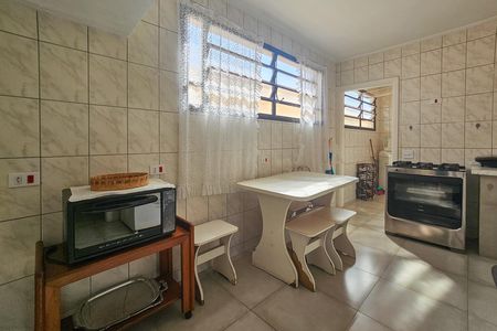 Casa para alugar com 180m², 3 quartos e 2 vagas Casa para alugar com 180m², 3 quartos e 2 vagascozinha