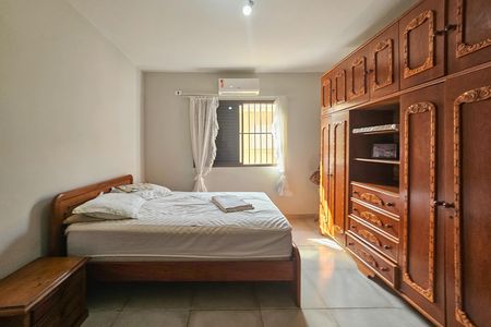 Casa para alugar com 180m², 3 quartos e 2 vagas Casa para alugar com 180m², 3 quartos e 2 vagasSuíte 1