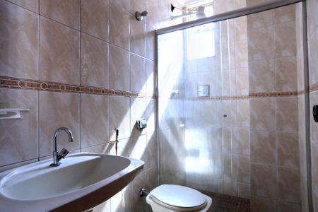 Apartamento à venda com 40m², 2 quartos e 1 vaga Apartamento à venda com 40m², 2 quartos e 1 vagaBanheiro