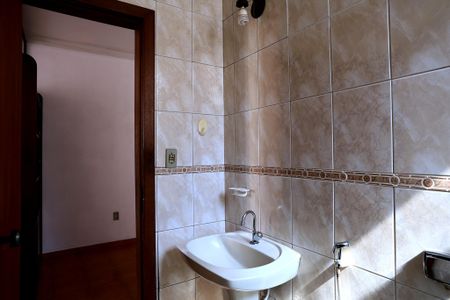 Apartamento à venda com 40m², 2 quartos e 1 vaga Apartamento à venda com 40m², 2 quartos e 1 vagaBanheiro