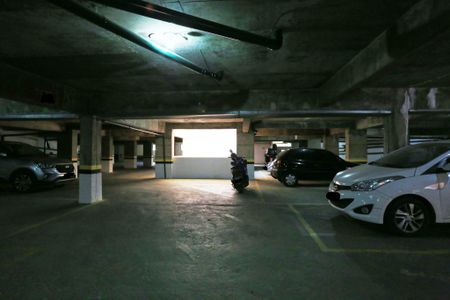 Apartamento à venda com 40m², 2 quartos e 1 vaga Apartamento à venda com 40m², 2 quartos e 1 vagaGaragem