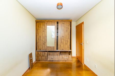 Quarto 2 de apartamento para alugar com 2 quartos, 48m² em Chácara Cotia, Contagem