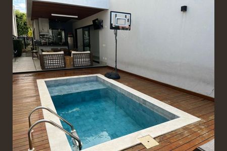 Casa de condomínio à venda com 194m², 3 quartos e 4 vagasFoto 04