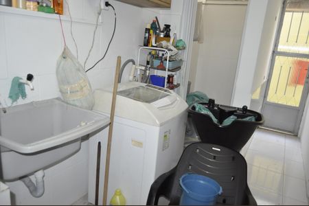 Casa à venda com 146m², 6 quartos e sem vagaÁrea de Serviço