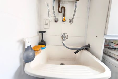 Apartamento à venda com 58m², 3 quartos e 1 vagaÁrea de Serviço