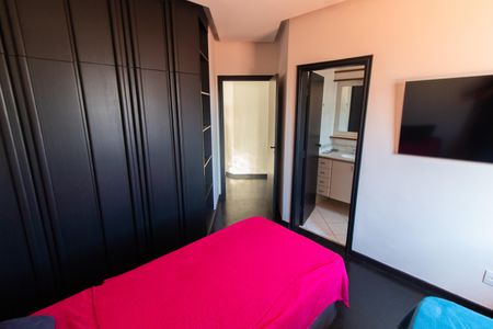 Casa à venda com 220m², 3 quartos e 4 vagasSuíte