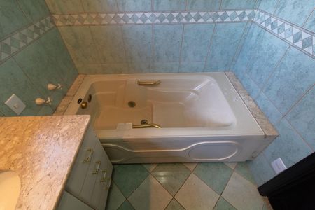 Casa à venda com 220m², 3 quartos e 4 vagasBanheiro da Suíte 3