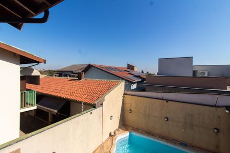 Casa à venda com 220m², 3 quartos e 4 vagasVista da Suíte 2