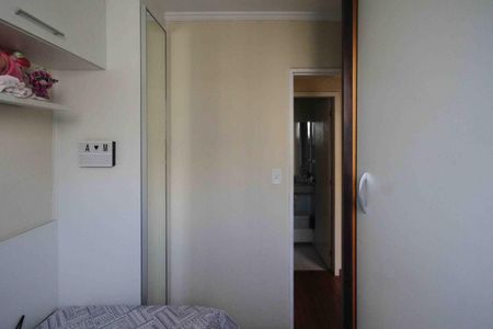 Apartamento à venda com 58m², 3 quartos e 1 vagaQuarto 02
