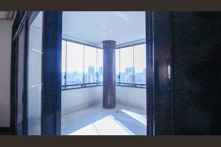 Apartamento para alugar com 290m², 4 quartos e 4 vagasSala