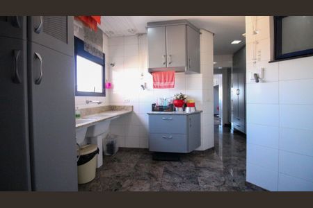 Apartamento para alugar com 290m², 4 quartos e 4 vagasÁrea de Serviço