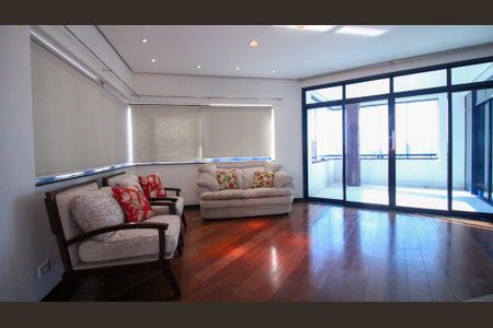 Apartamento para alugar com 290m², 4 quartos e 4 vagasSala