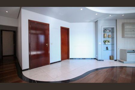 Apartamento para alugar com 290m², 4 quartos e 4 vagasSala