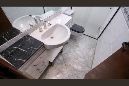 Apartamento para alugar com 290m², 4 quartos e 4 vagasBanheiro da Suíte 2