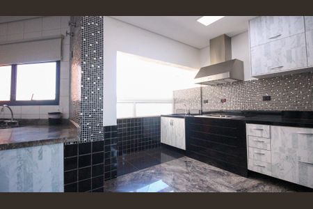 Apartamento para alugar com 290m², 4 quartos e 4 vagasCozinha