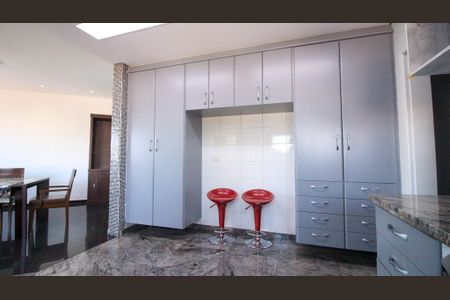 Apartamento para alugar com 290m², 4 quartos e 4 vagasCozinha