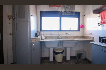 Apartamento para alugar com 290m², 4 quartos e 4 vagasÁrea de Serviço