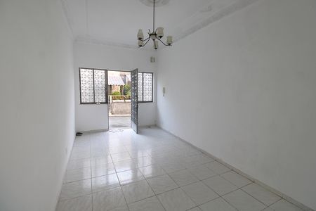 Sala de casa à venda com 3 quartos, 120m² em Todos Os Santos, Rio de Janeiro