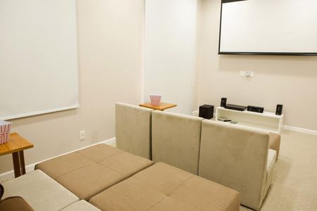 Apartamento para alugar com 62m², 2 quartos e 1 vagaÁrea comum - Sala Cinema