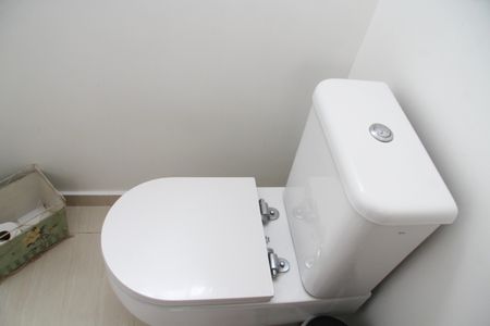 Casa à venda com 240m², 3 quartos e 3 vagasLavabo Sala 2