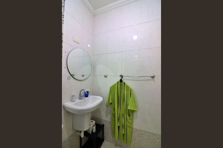 Casa para alugar com 370m², 3 quartos e 4 vagasBanheiro da Suíte 2