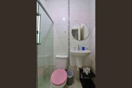 Casa para alugar com 370m², 3 quartos e 4 vagasBanheiro da Suíte 2